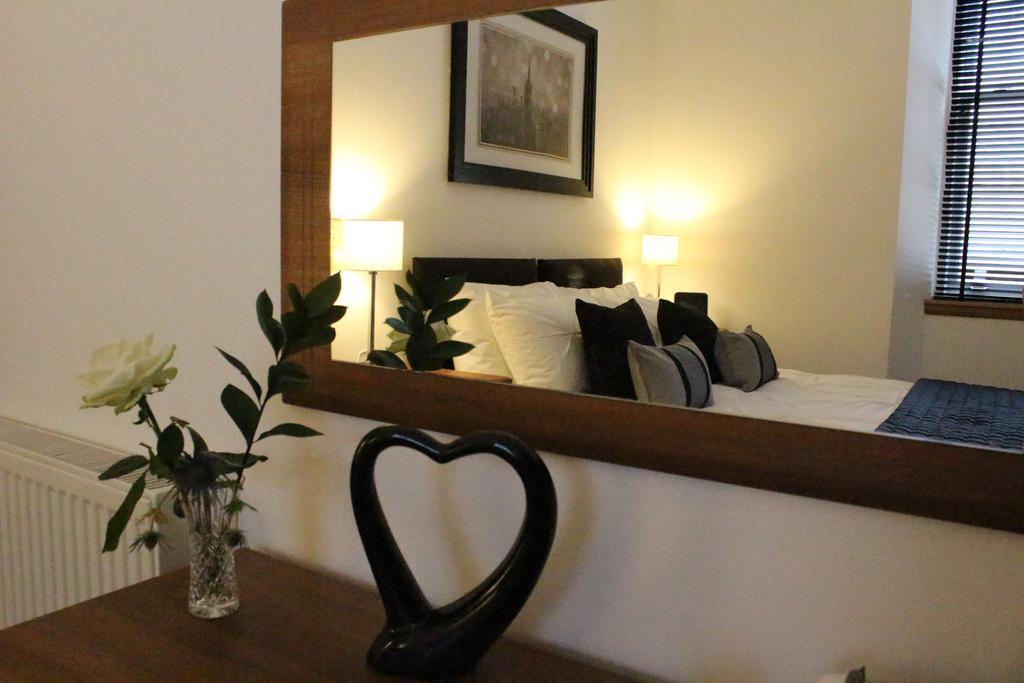 Brackness House Luxury B&B แอนสตรัทเธอร์ ห้อง รูปภาพ