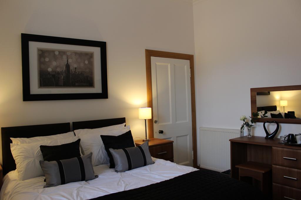 Brackness House Luxury B&B แอนสตรัทเธอร์ ห้อง รูปภาพ